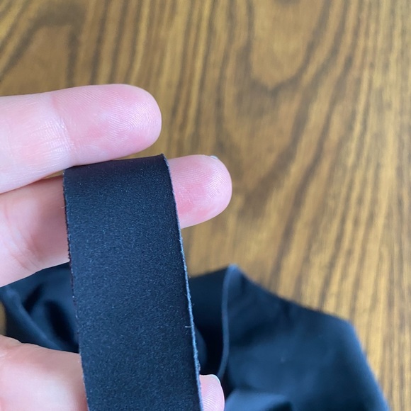 Lululemon Sports Bra in 32D - Picture 5 of 5